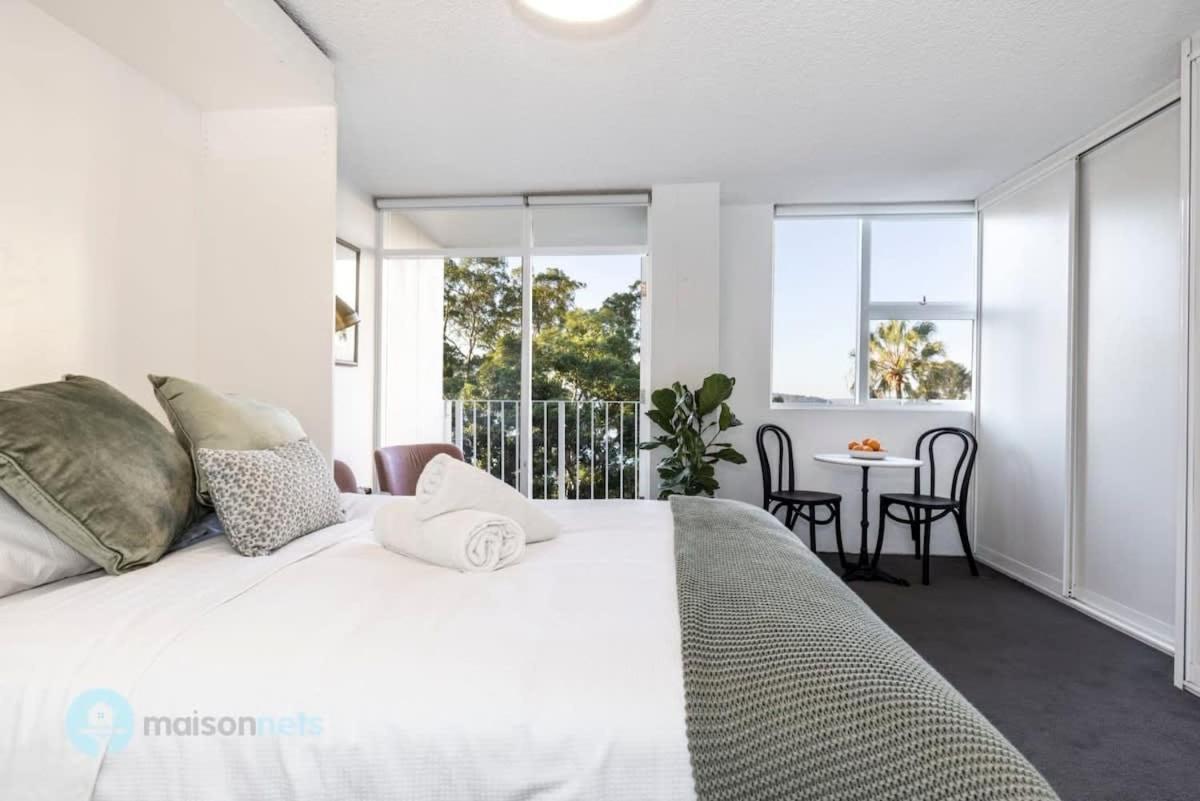 Studio Apt With Parking Balcony & Water Views Sydney Eksteriør bilde