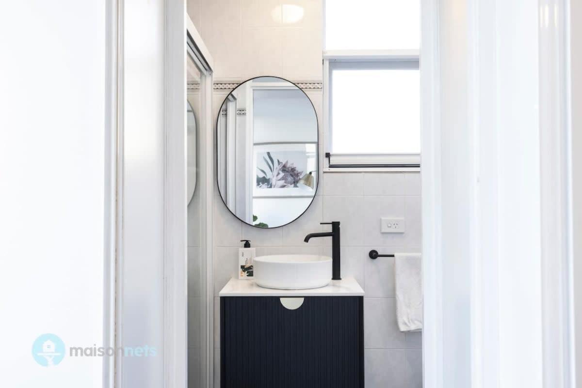 Studio Apt With Parking Balcony & Water Views Sydney Eksteriør bilde